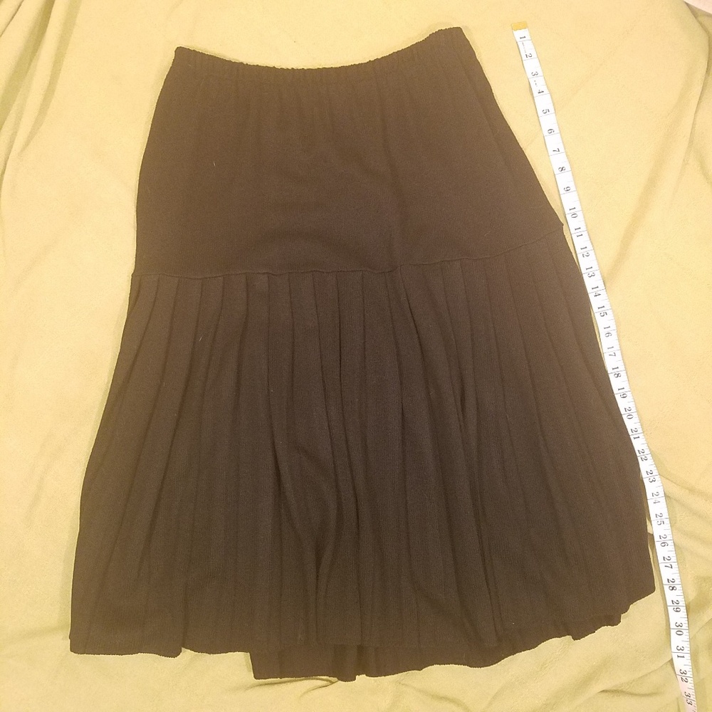 Vintage 80s Black Knit Pleated Midi Skirt